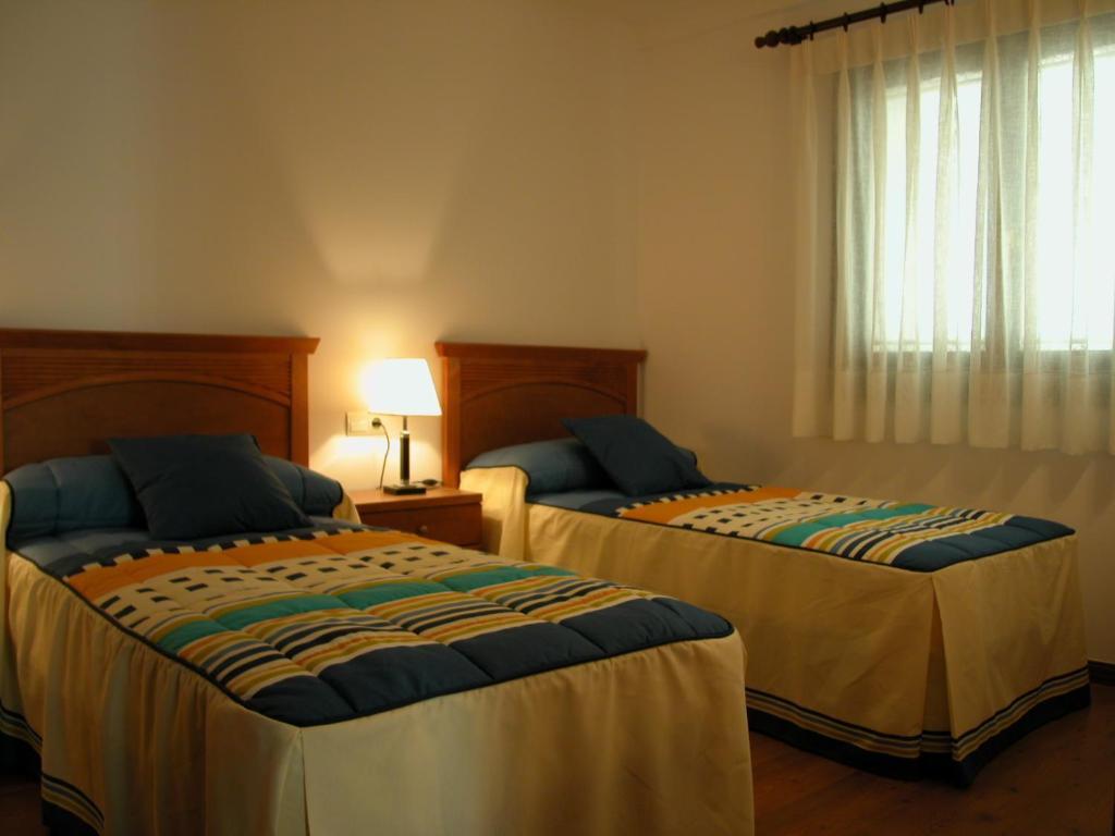 Apartamentos Estop Sahun Phòng bức ảnh
